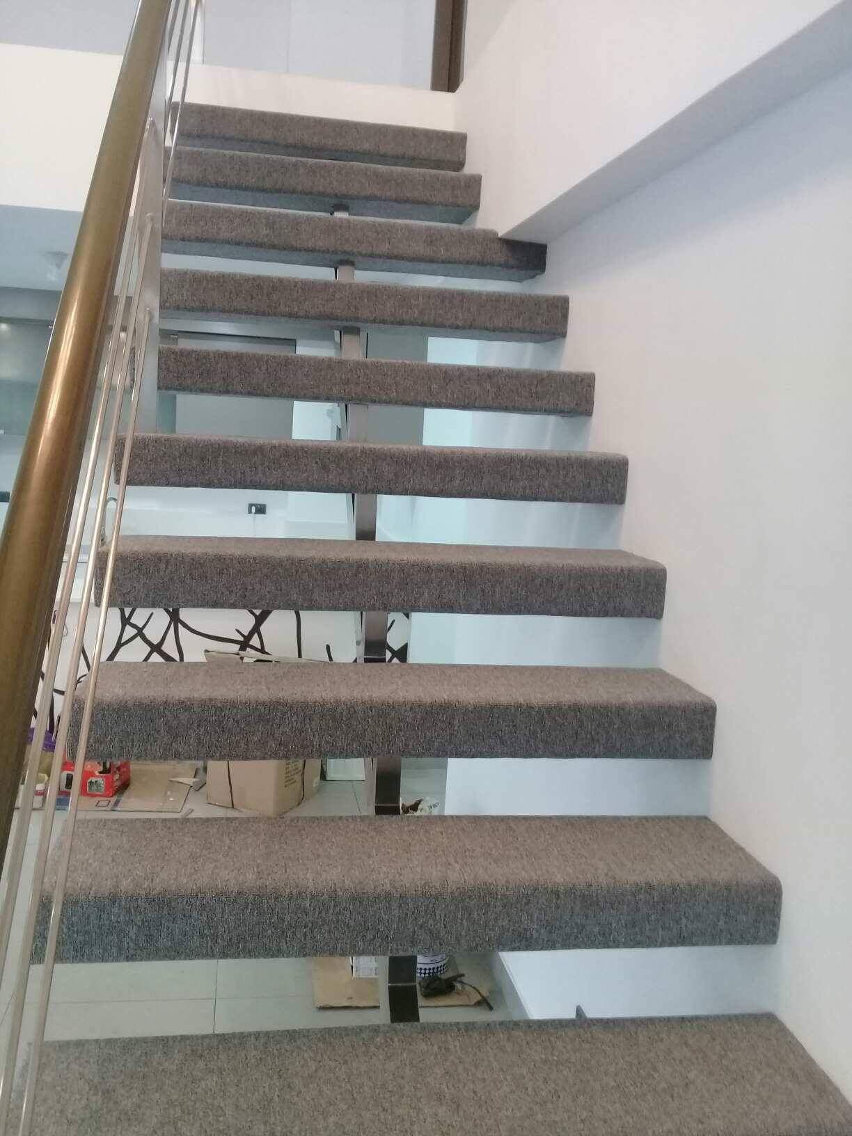 3BR Condo For Sale F1 Hotel Stairs