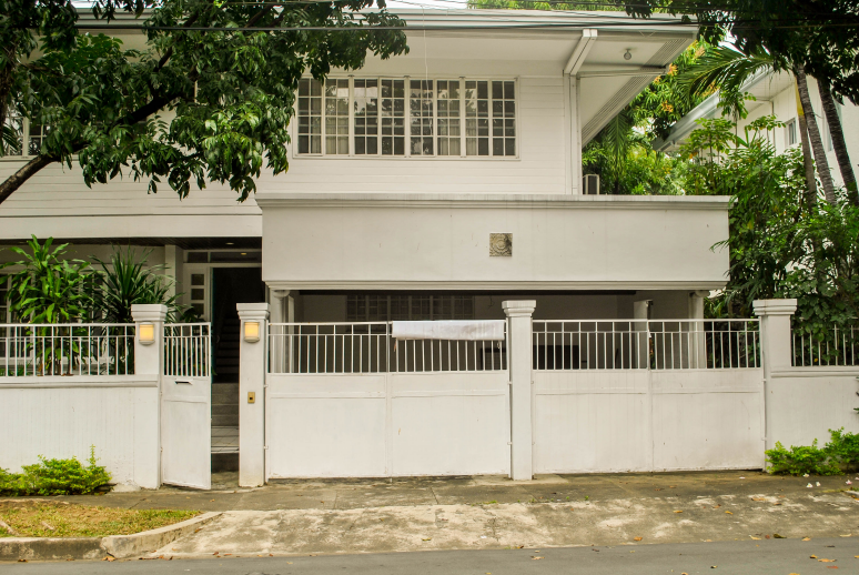 Dasmarinas Village House For Rent Front View 1