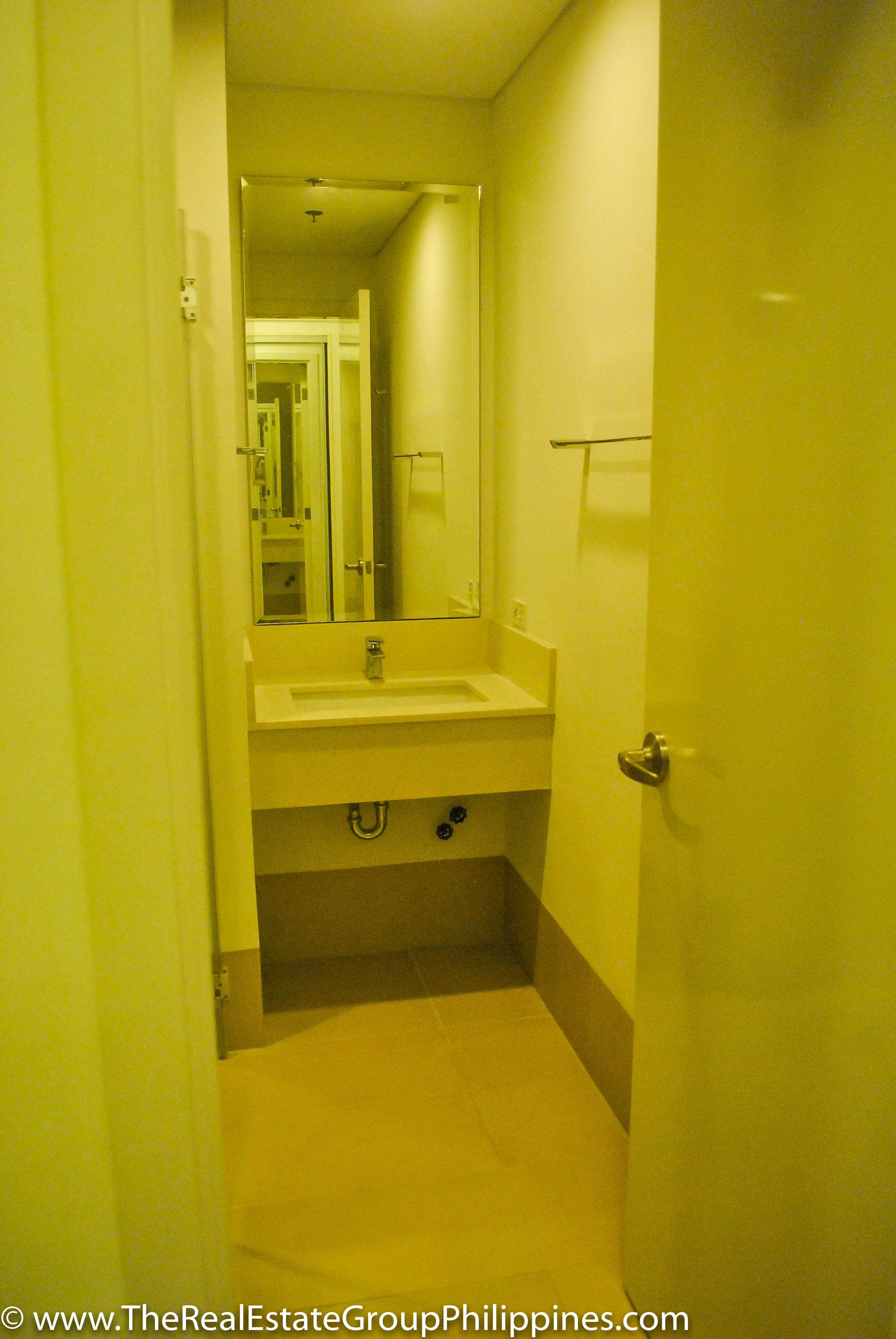 2BR Arya Residences For Rent Master Bedroom Sink