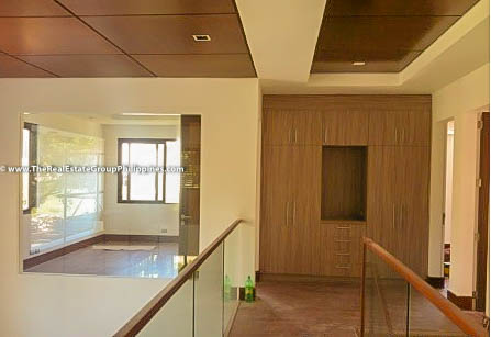 4BR House For Rent Sale, Buckingham St, Hillsborough Alabang Village, Muntinlupa City 2nd floor
