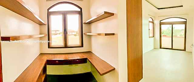 4 Bedrooms House For Rent, Portofino South, Las Piñas City-14