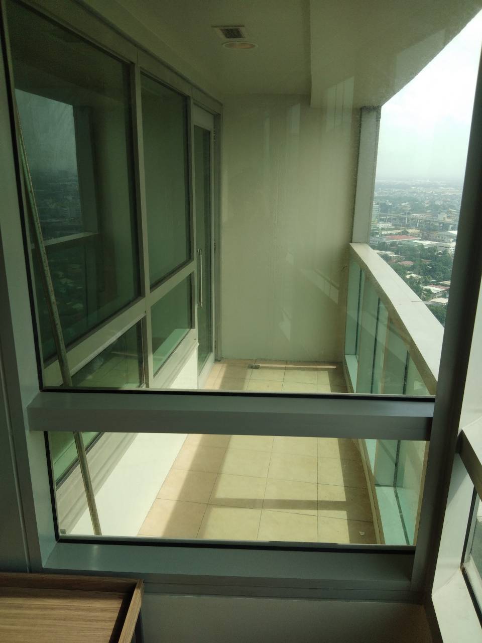 2 Bedrooms Condo For Rent, The Residences At Greenbelt Balcony 1