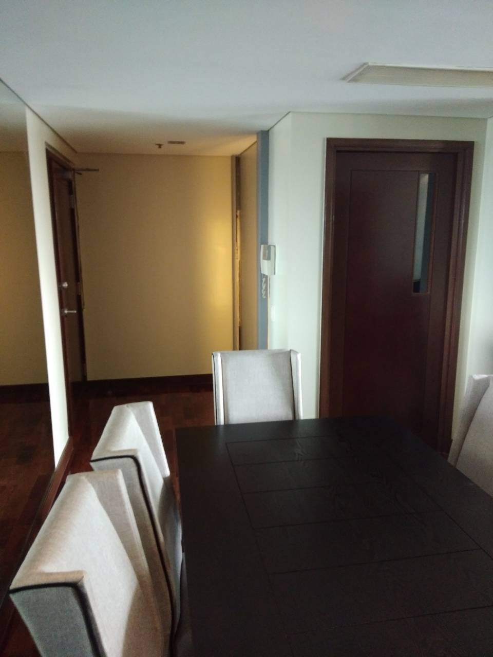 2 Bedrooms Condo For Rent, The Residences At Greenbelt Dining Area