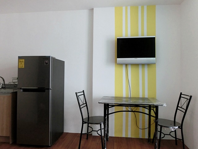 Dinning area 1BR Condo For Rent The Linear Makati City