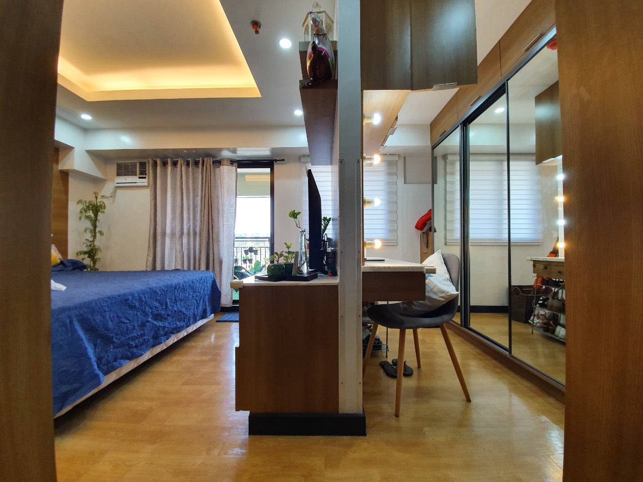 2BR Condo For Sale, Royal Palm Residences, Acacia Estate 4