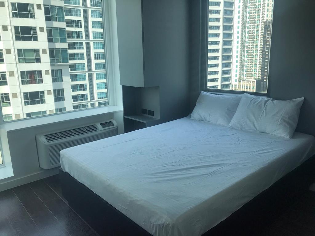 2BR Condo For Rent Bellagio 1, BGC 9