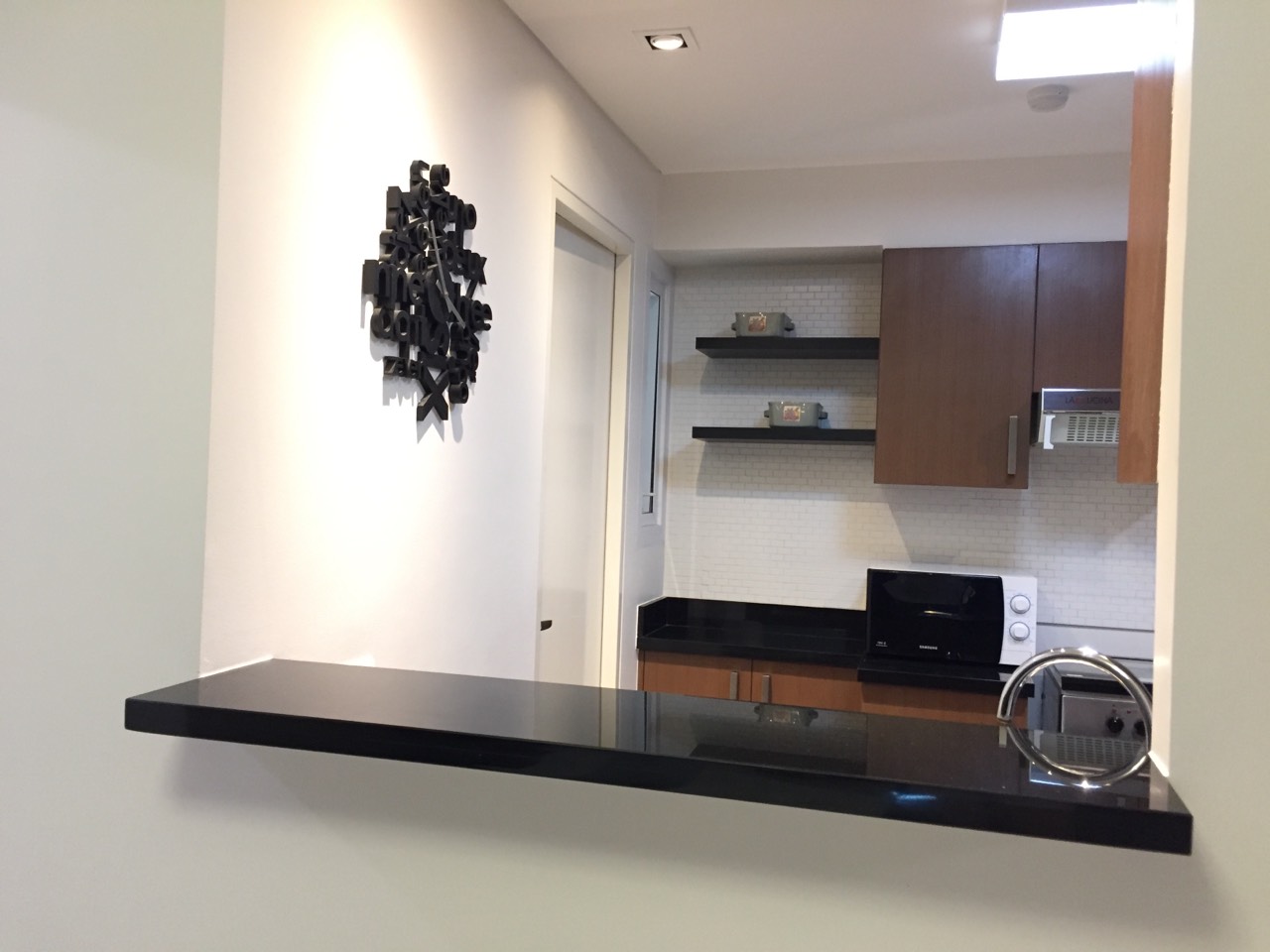 2BR Condo For Rent, Red Oak at Two Serendra 4