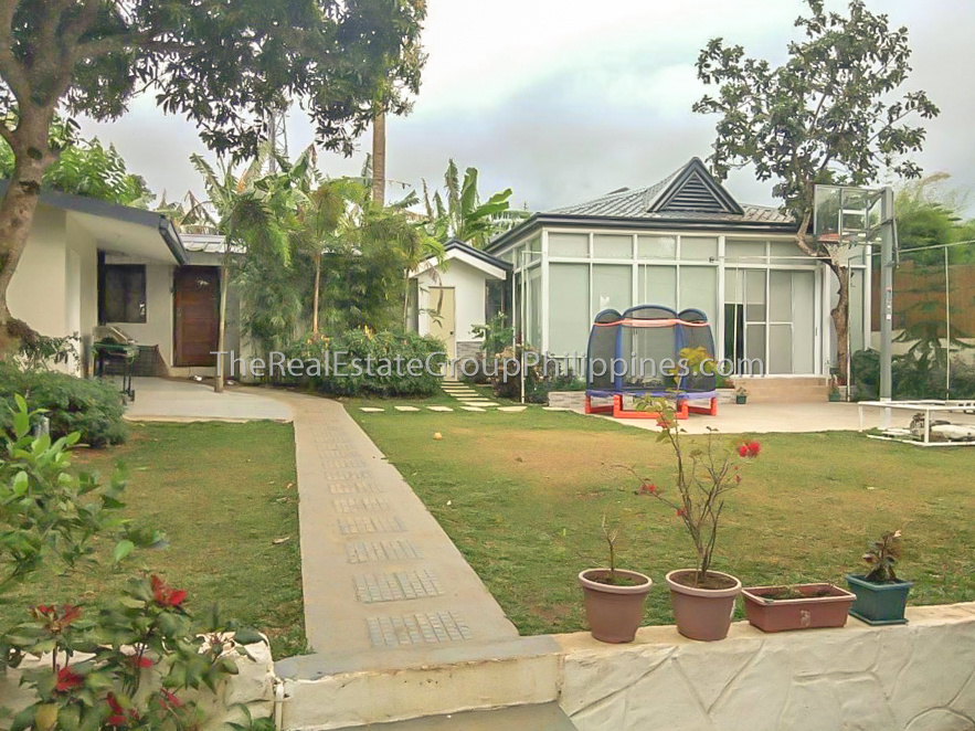 8BR House For Sale, Tagaytay City, Cavite (3 of 9)