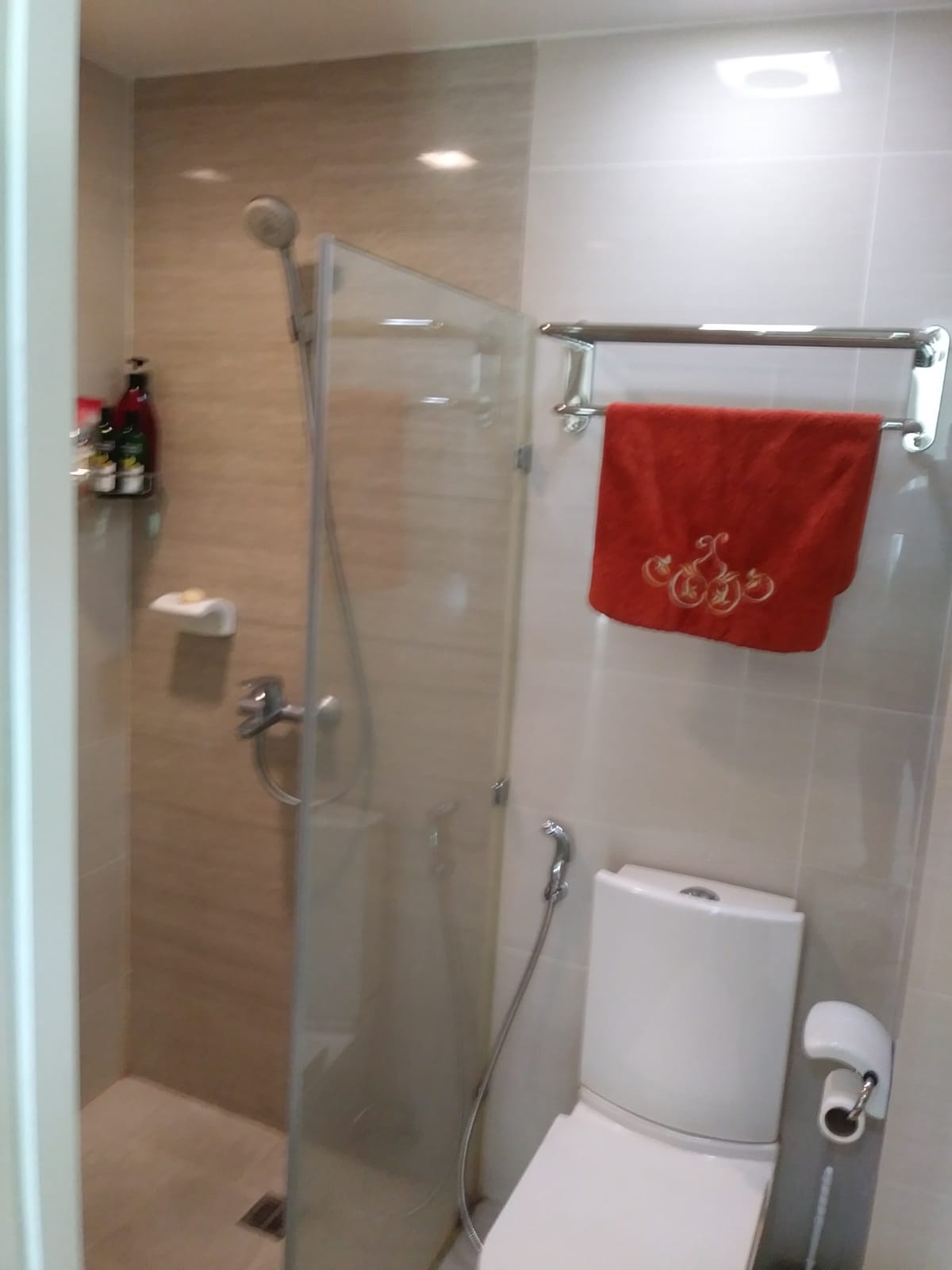 1 Bedroom Condo For Sale at 8 Forbestown Road, BGC, Taguig City 9