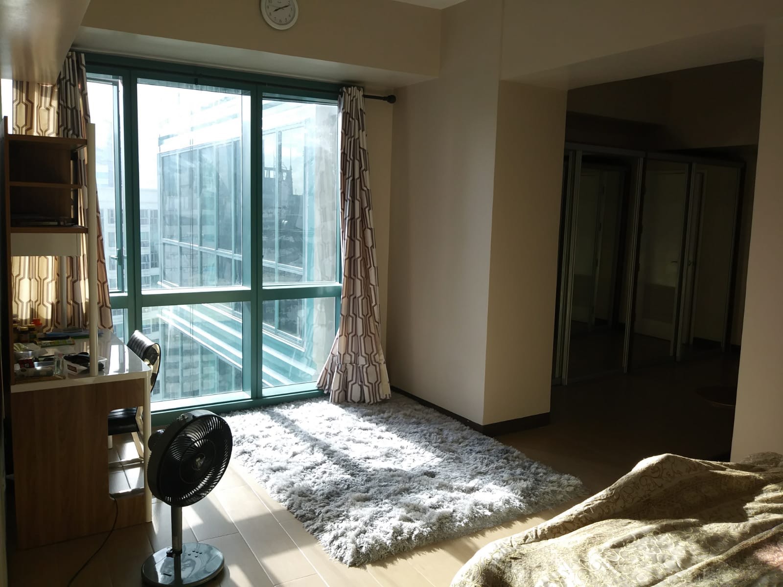 1 Bedroom Condo For Sale at 8 Forbestown Road, BGC, Taguig City