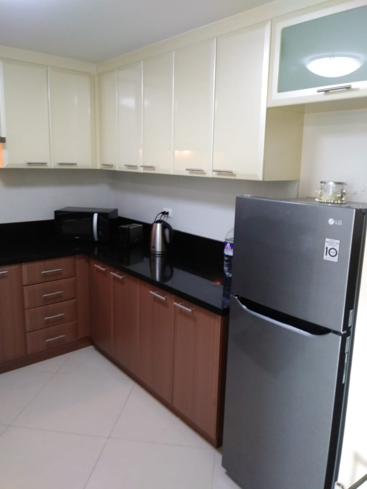 1 Bedroom Condo For Sale at 8 Forbestown Road, BGC, Taguig City 7