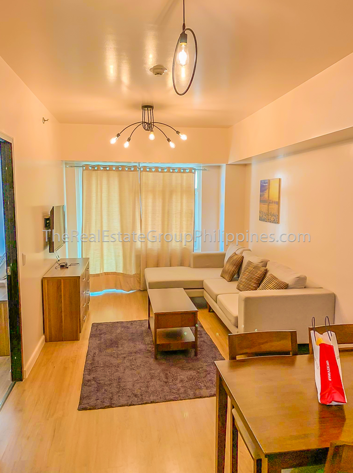 1 BR Meranti Two Serendra 30F (7 of 12)