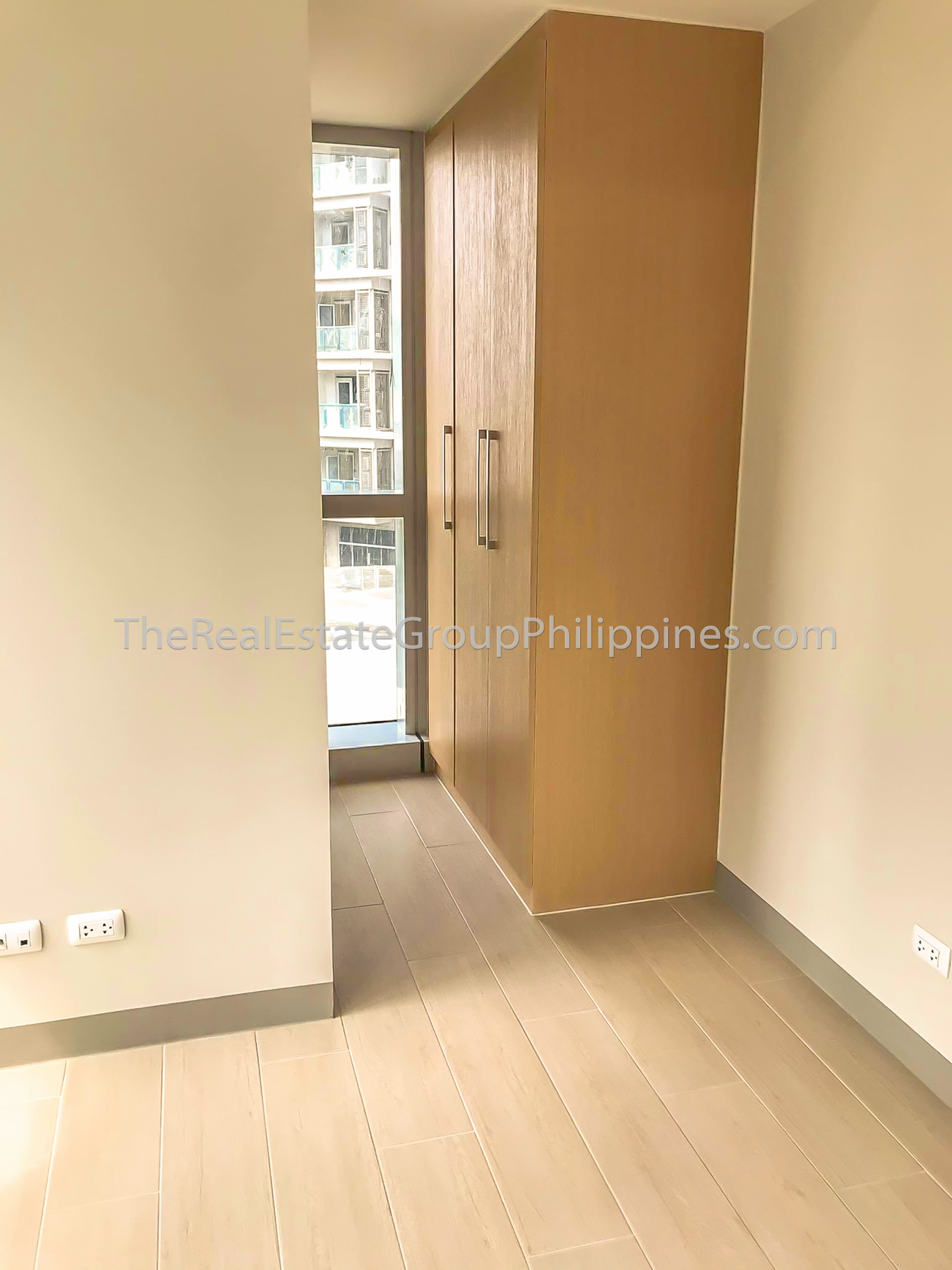 3BR Condo For Sale, Uptown Parksuites, BGC-13