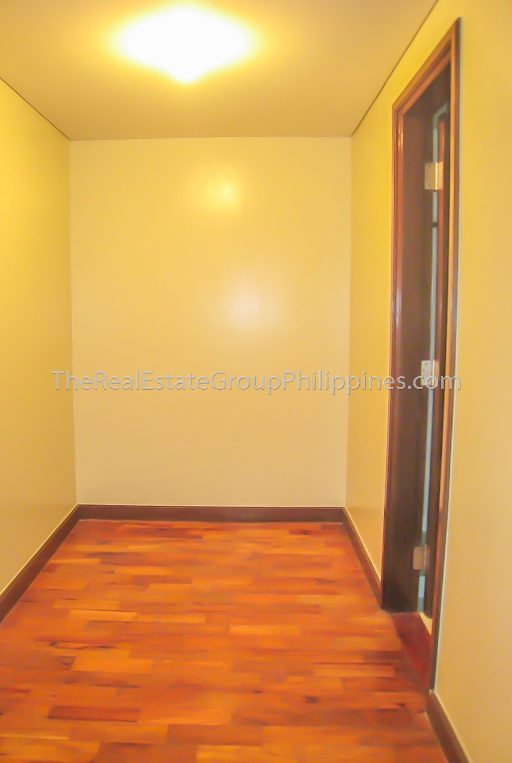 2BR Condo For Rent TRAG Laguna Tower Makati-150k (2 of 9)