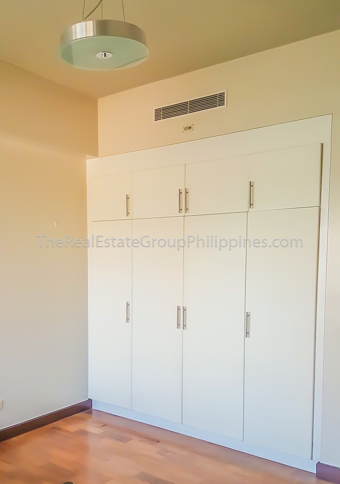 2BR Condo For Rent TRAG Laguna Tower Makati-150k (6 of 9)