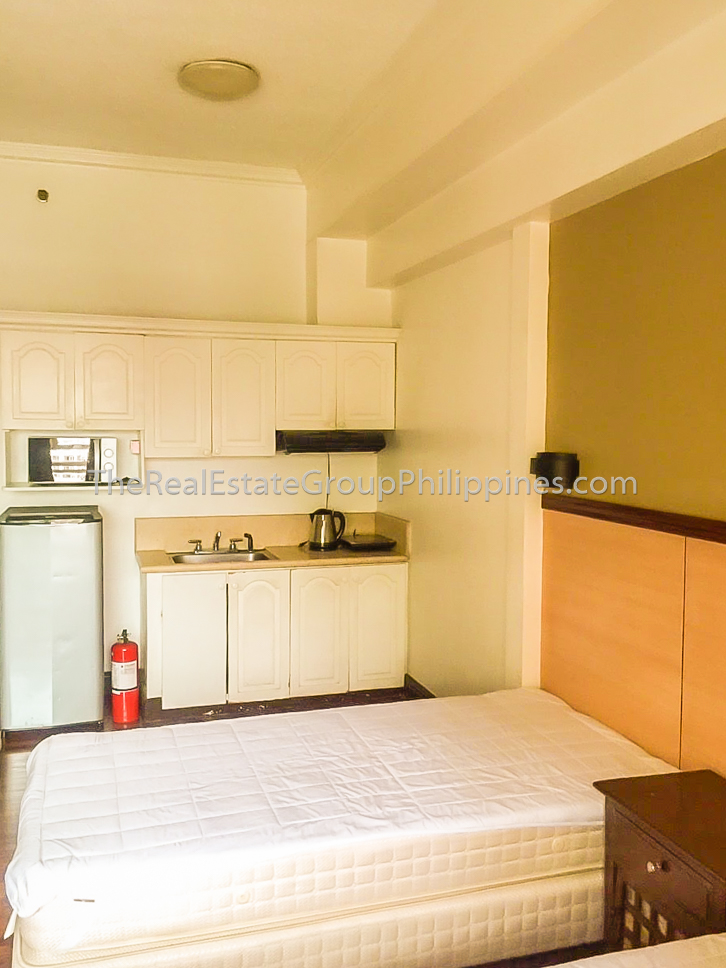 Studio Condo For Sale BSA Suites Makati 7.8M (10 of 11)