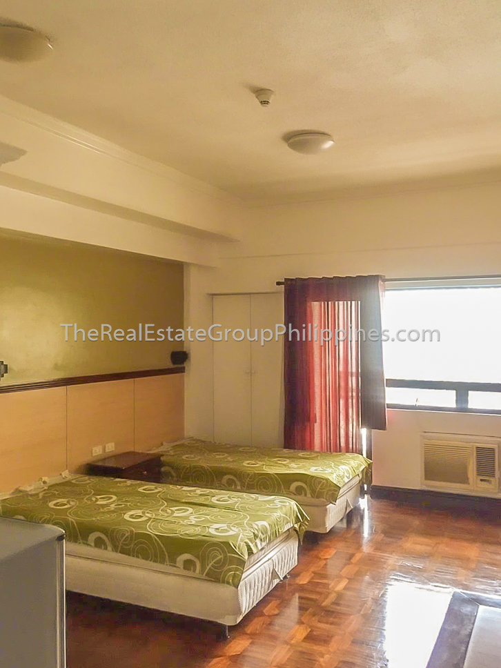 Studio Condo For Sale BSA Suites Makati 7.8M (8 of 11)