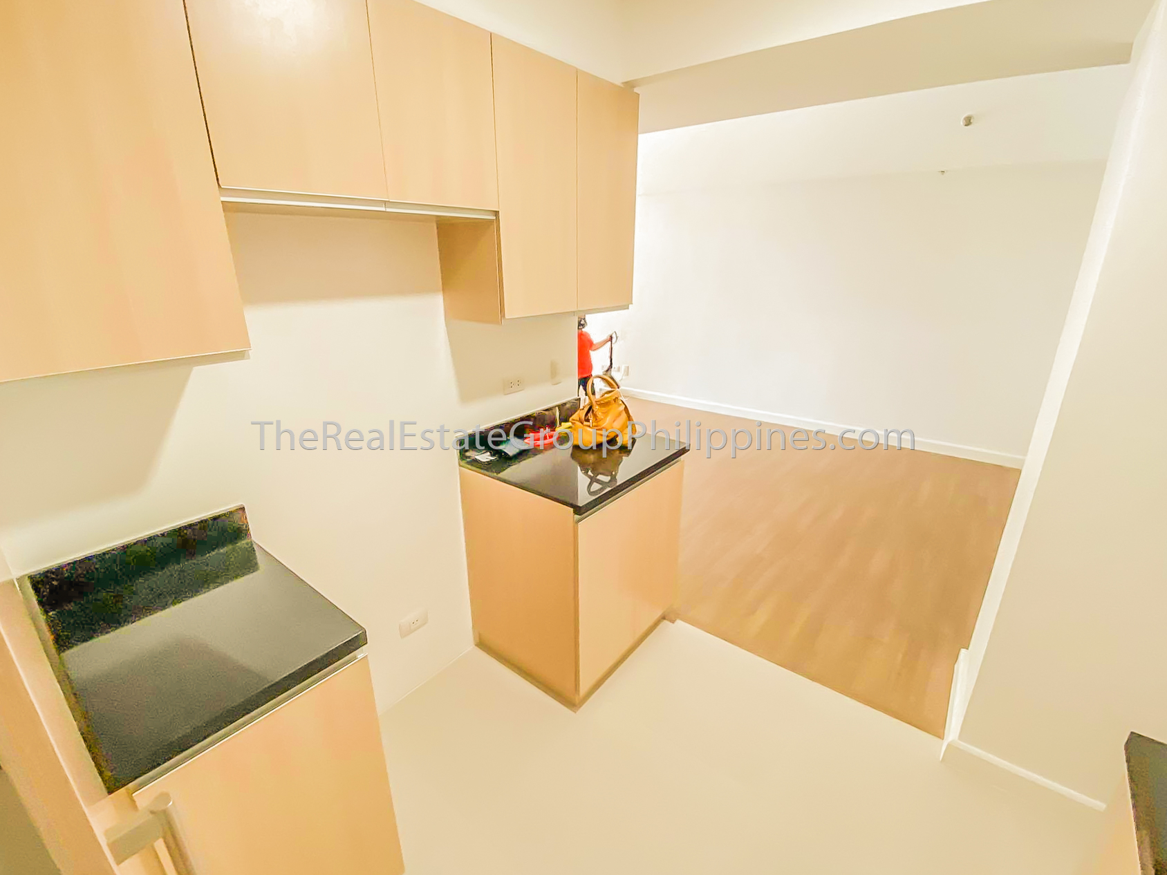 1BR Condo For Rent Lease The Veranda Arca South (4 of 12)