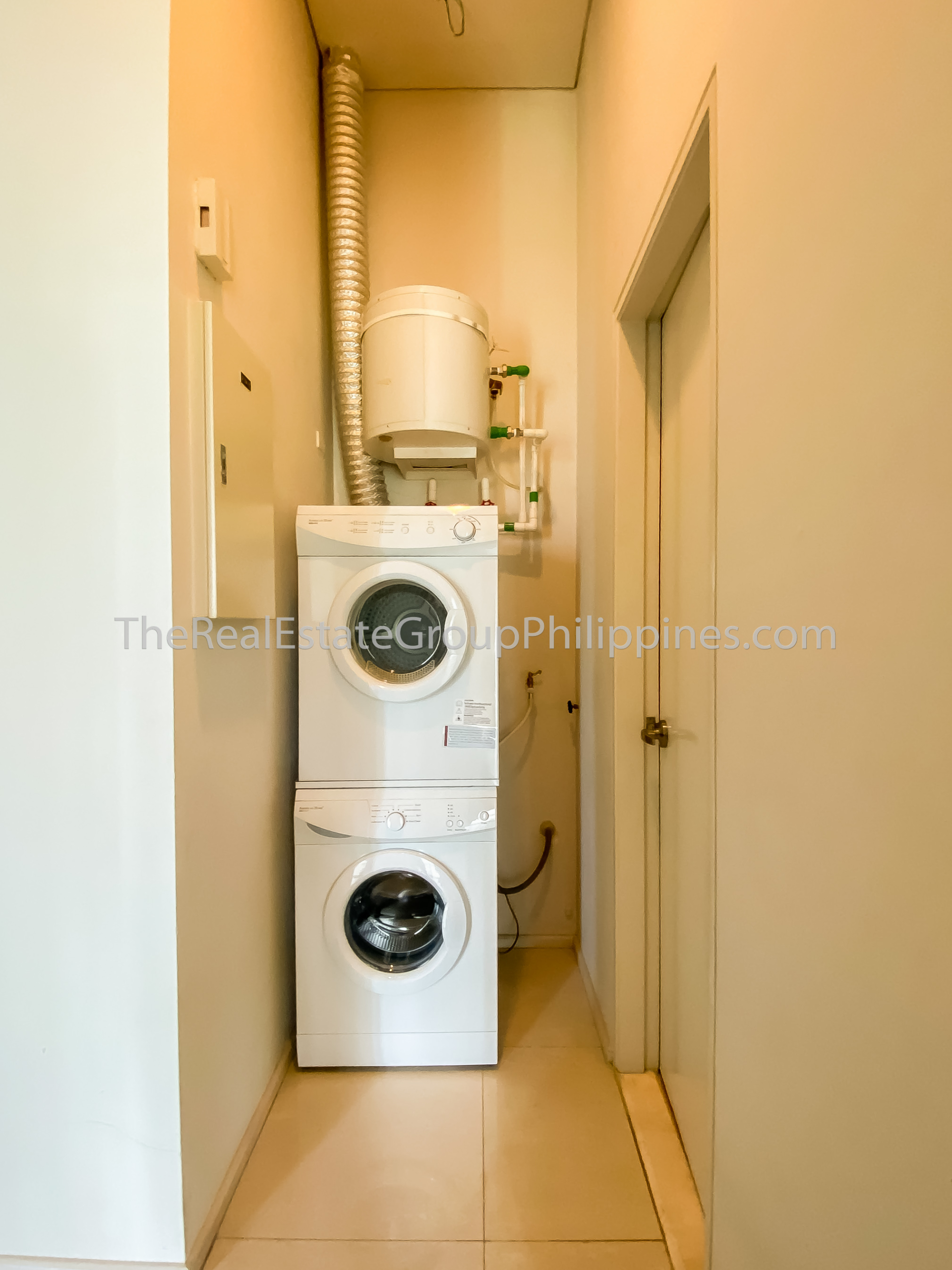 1BR Condo For Rent, Arya Residences, Tower 1, BGC - ₱75K Per Month-5