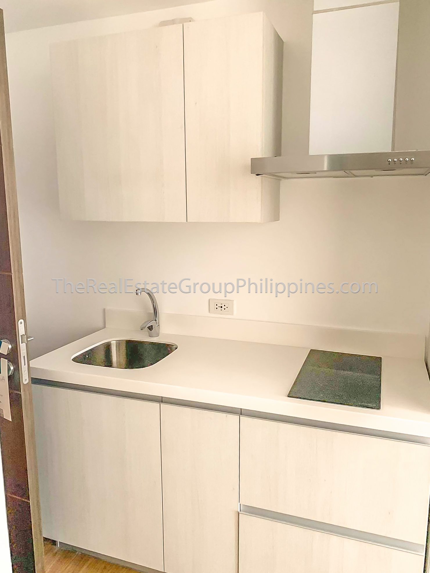 Studio Condo For Sale Novotel Acqua Residences Mandaluyong-10