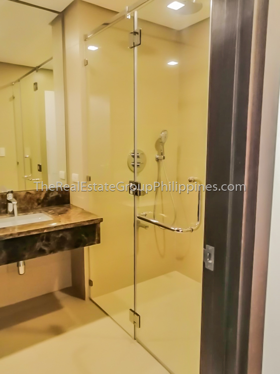 2BR Condo For Rent Garden Towers 6E-15