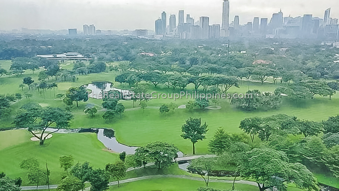 1BR Condo Facing Manila Golf Course For Sale10