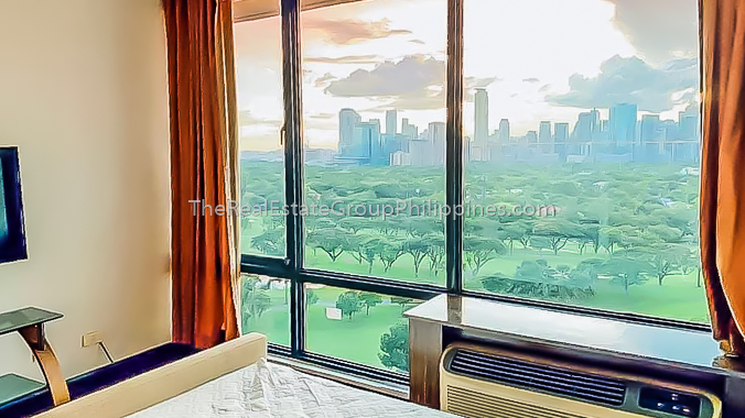 1BR Condo Facing Manila Golf Course For Sale5