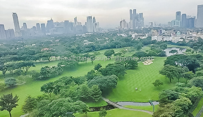 1BR Condo Facing Manila Golf Course For Sale9