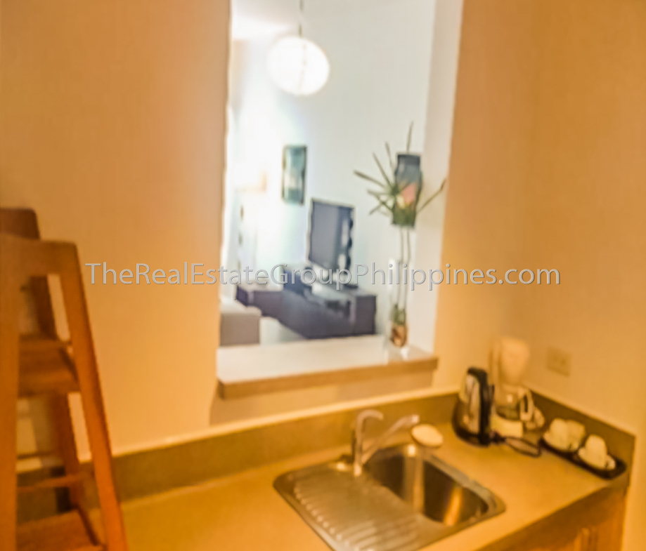 Two Bedroom Condo For Rent Rockwell Makati4