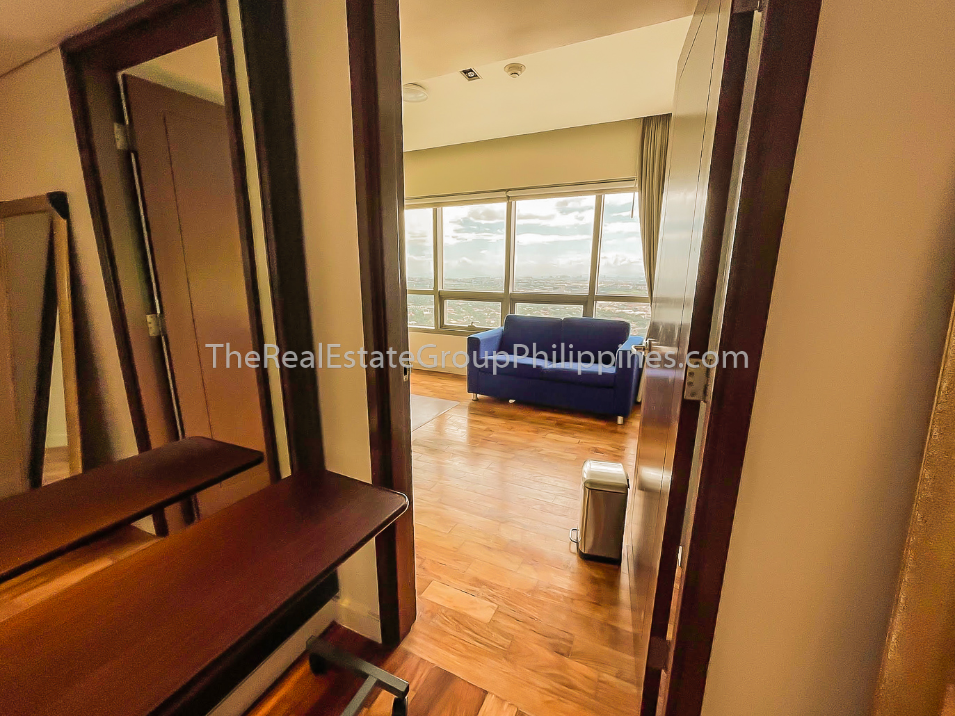 3 Bedroom For Sale The Residences At Greenbelt Makati16