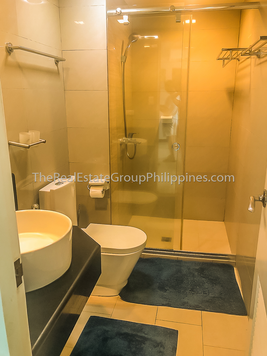 2BR Condo For Lease 8 Forbestown Road BGC Taguig