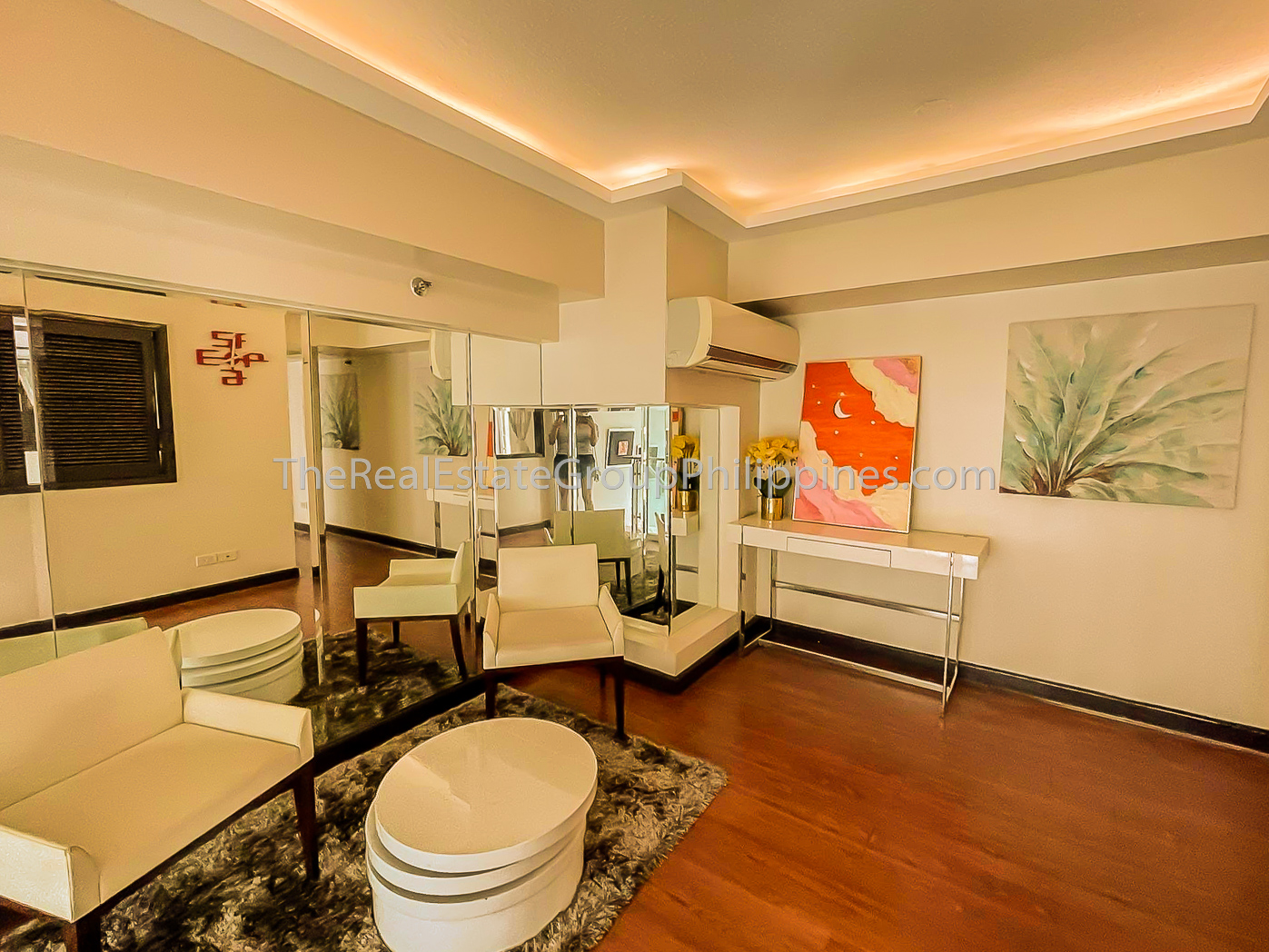 Three Bedroom Condo For Sale Burgos Circle BGC