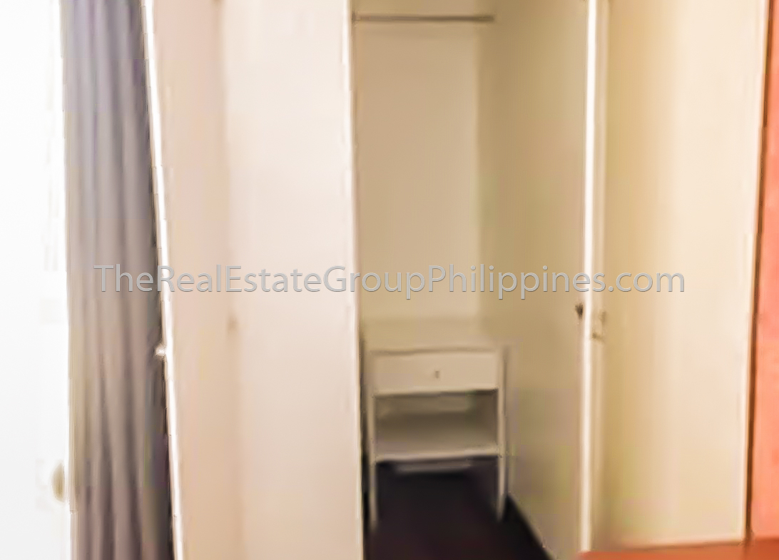 Studio Condo For Sale BSA Suites Legazpi Village Makati