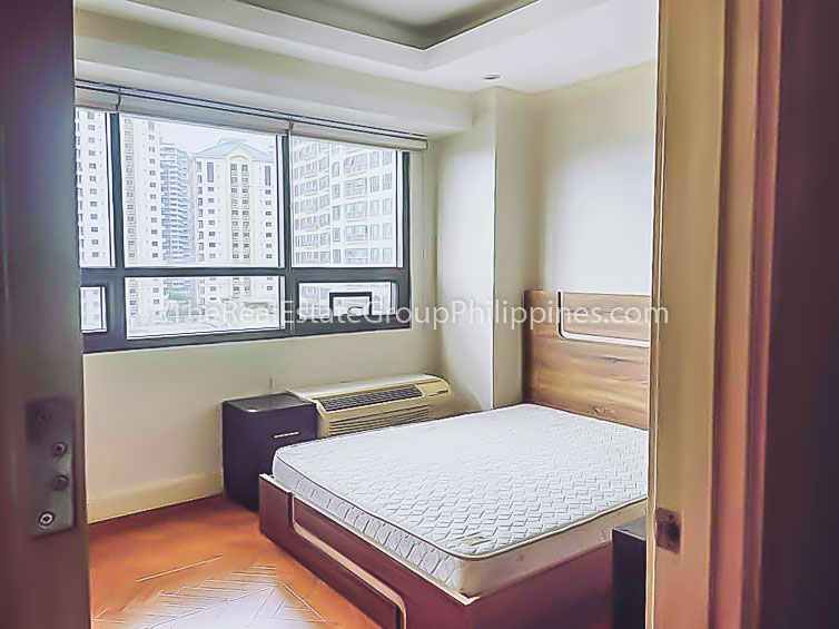 2BR Condo For Sale, Icon Residences Tower 2, BGC-26M (9 of 10)