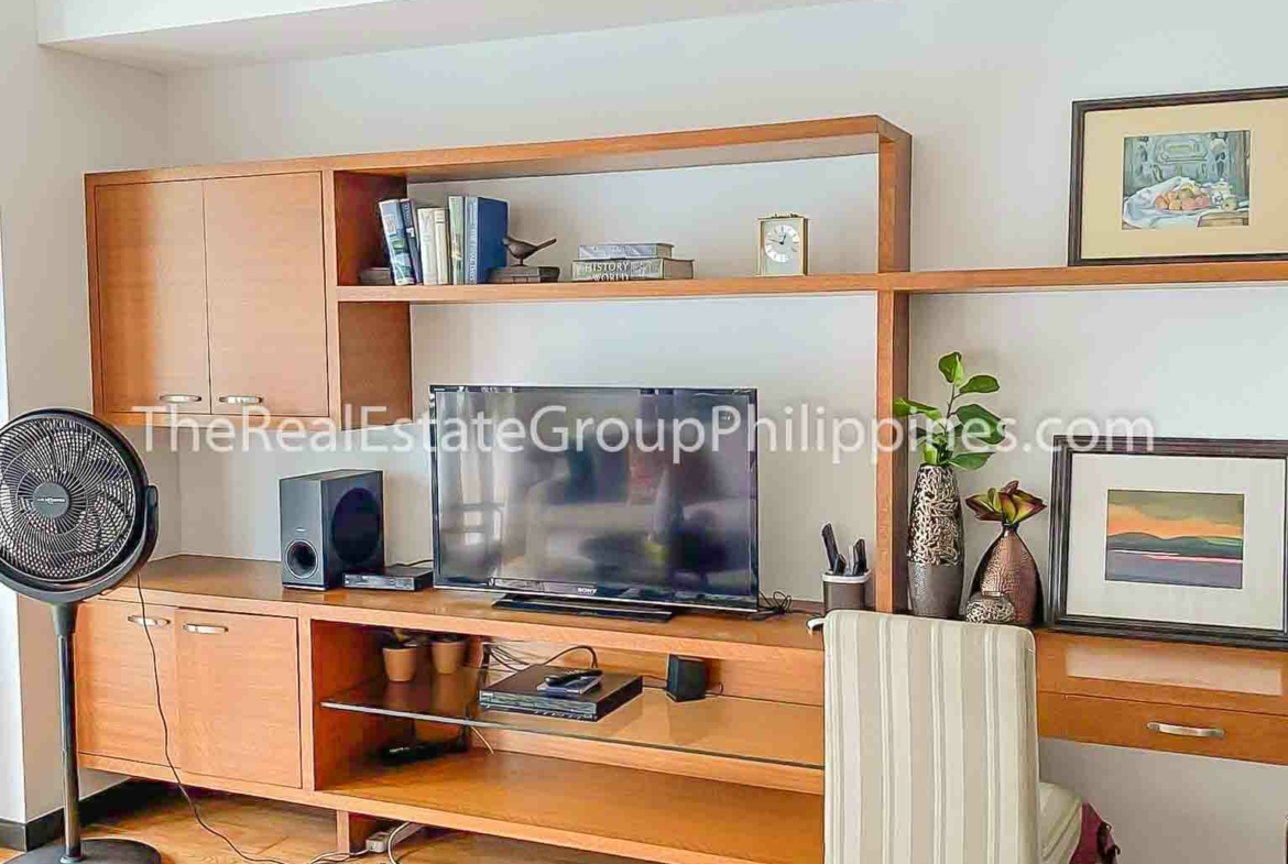 1BR Condo For Rent, East Tower, One Serendra, BGC 14E1-4