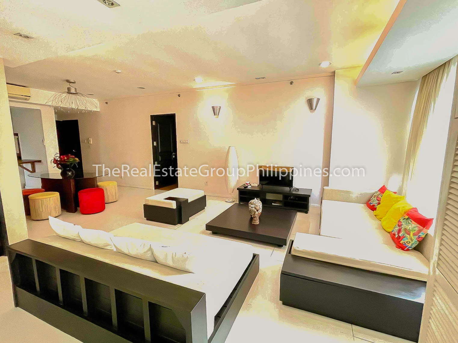 For Rent Lease 2BR Condo Taguig