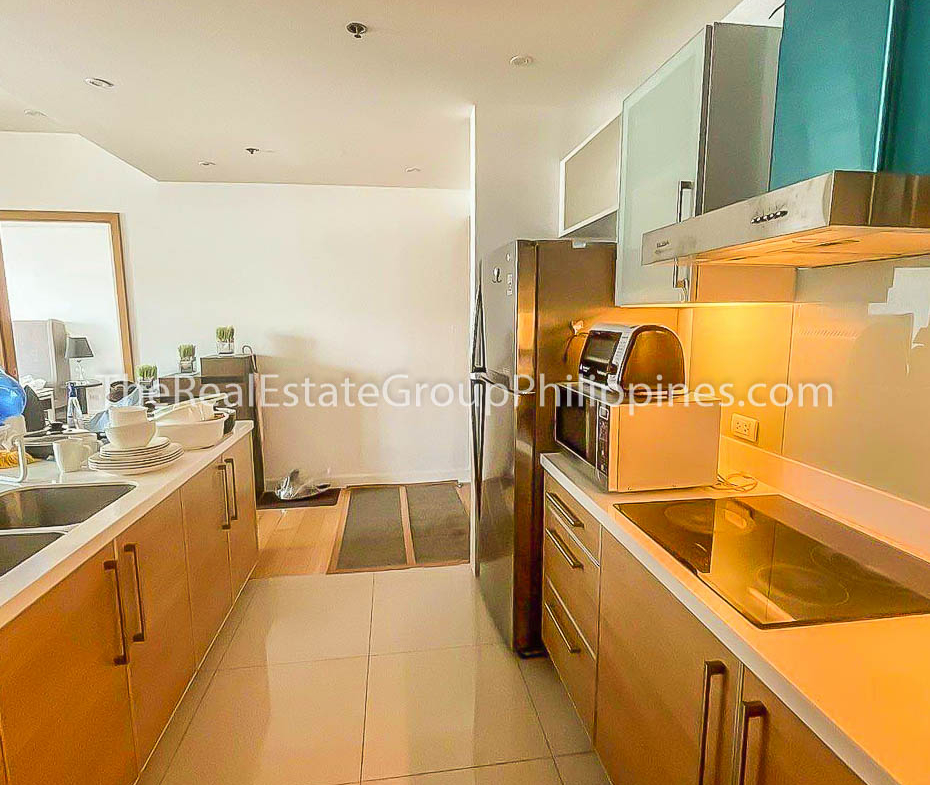 2BR Condo For Lease Point Tower Park Terraces2